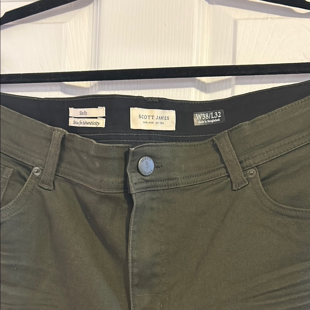 *Men's Olive Jeans* - Picture 2 of 8